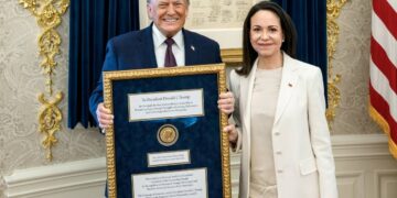 Ανακοίνωση της Νορβηγικής Επιτροπής των Νόμπελ για τη Ματσάδο, που έδωσε το βραβείο της στον Τραμπ: "Το Βραβείο και ο βραβευθείς δεν χωρίζονται"