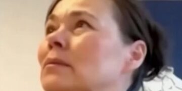 Δάκρυσε σε ζωντανή μετάδοση η ΥΠΕΞ της Γροιλανδίας, Βίβιαν Μότζφελντ, περιγράφοντας την έντονη πίεση από τις απειλές Τραμπ - «Είμαι καταβεβλημένη»