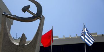 Πέθανε το ιστορικό στέλεχος του ΚΚΕ, Μάκης Αμπατιέλος