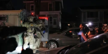 ΗΠΑ: Το Υπουργείο Δικαιοσύνης των ΗΠΑ, κατηγορεί τον κυβερνήτη και τον δήμαρχο για την «εξέγερση» στη Μινεάπολη