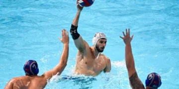 Ευρωπαϊκό πρωτάθλημα πόλο: Άνετα η Ελλάδα νίκησε την Τουρκία 20-8 και πάει “φουλαριστή” για τα ημιτελικά