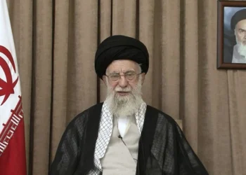 Αλί Χαμενεΐ: “Εγκληματίας ο Τραμπ, υπεύθυνος για τον θάνατο χιλιάδων Ιρανών”