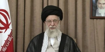 Αλί Χαμενεΐ: “Εγκληματίας ο Τραμπ, υπεύθυνος για τον θάνατο χιλιάδων Ιρανών”