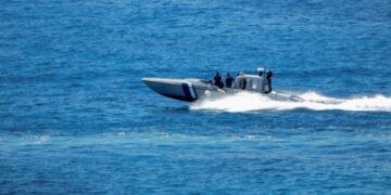 Λήμνος: Χωρίς τις αισθήσεις του ανασύρθηκε 22χρονος που έπεσε με το δίκυκλό του στη θάλασσα