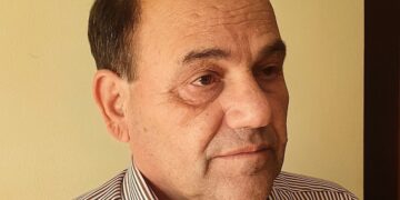 Αποχώρησε από το ΠΑΣΟΚ ο Γιώργος Μπουλμπασάκος με επίθεση κατά του Νίκου Ανδρουλάκη