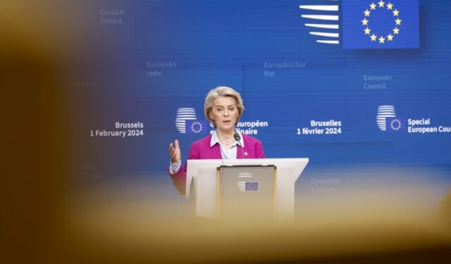 Ανάρτηση Ούρσουλας φον ντερ Λάιεν: "Aδιαμφισβήτητος σεβασμός στην κυριαρχία της Γροιλανδίας"