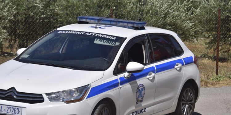 Μαθητής γυμνασίου στη Ζάκυνθο πήγε στο σχολείο του με πιστόλι - Συνελήφθη ο πατέρας του