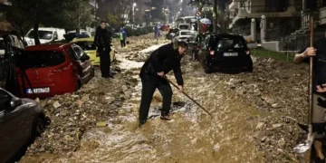 Δύο νεκροί από τη φονική κακοκαιρία που σαρώνει τη χώρα - Πλημμύρες και καταστροφές
