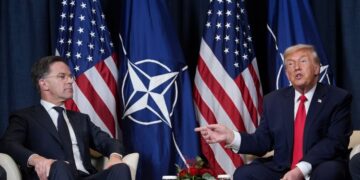 Ο Τραμπ ανακοίνωσε «πλαίσιο συμφωνίας» με το ΝΑΤΟ για τη Γροιλανδία και παίρνει πίσω τους δασμούς