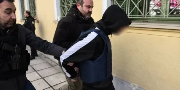 Άγριος ξυλοδαρμός μέσα στις φυλακές Κασσαβέτειας του 16χρονου που δολοφόνησε τον 17χρονο στις Σέρρες