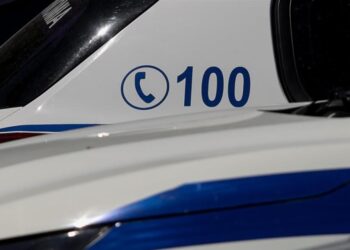 Τρόμος στο Ηράκλειο: 39χρονος σε κατάσταση αμόκ επιτέθηκε με τσεκούρι σε μητέρα και παιδί στις Γούβες