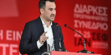 Αλέξης Χαρίτσης: "Το Λαϊκό Μέτωπο η μόνη απάντηση απέναντι στον εγχώριο τραμπισμό"