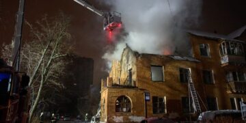 Πρόταση ΗΠΑ και ΕΕ στον Ζελένσκι να παραδώσει το Ντονμπάς στη Ρωσία έναντι 800 δισ. για την ανοικοδόμηση και την «ευημερία» της Ουκρανίας μετά τον πόλεμ