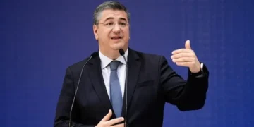 Ανακοίνωση ΣΥΡΙΖΑ: "Έκθετη η ελληνική κυβέρνηση για το Σχέδιο διαχείρισης εναέριας κυκλοφορίας"