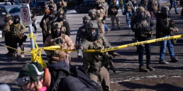 ΗΠΑ: Οργή στη Μινεάπολη μετά τη δολοφονία 37χρονου πολίτη από ομοσπονδιακούς πράκτορες της ICE