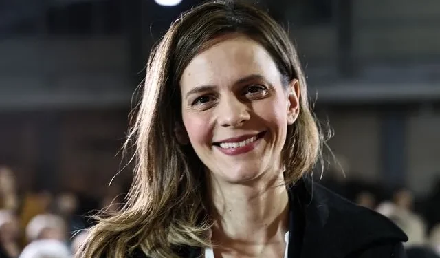 Έφη Αχτσιόγλου στο Συνέδριο της Νέας Αριστεράς: "Να μην κλειστούμε στον εαυτό μας"