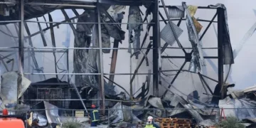 Τρίκαλα: Συνελήφθησαν ο ιδιοκτήτης της «Βιολάντα» και δύο ακόμα στελέχη – Από διαρροή προπανίου η φονική έκρηξη