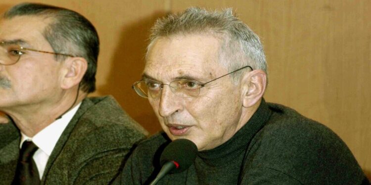 Πέθανε ο Ομότιμος Καθηγητής πολιτικής θεωρίας του Παντείου Πανεπιστημίου Γιώργος Ρούσης