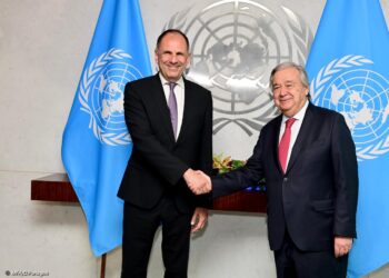 Συνάντηση Γεραπετρίτη με τον ΓΓ του ΟΗΕ Αντόνιο Γκουτέρες στη Νέα Υόρκη για το Κυπριακό, τις εξελίξεις στη Συρία, το Παλαιστινιακό και την κατάσταση στη Λιβύη