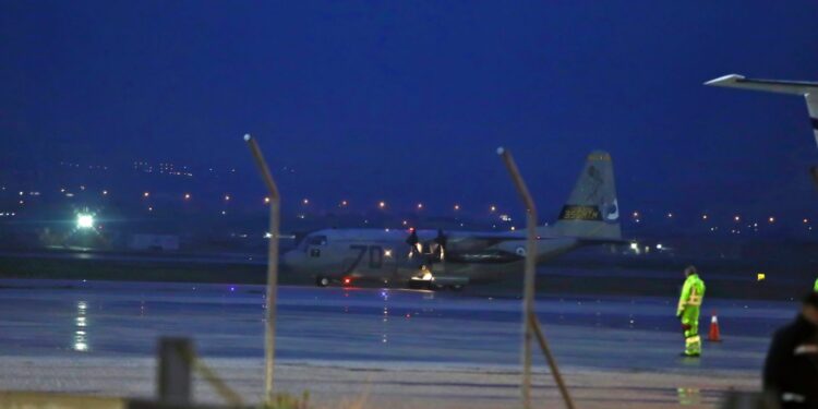 Στη Θεσσαλονίκη με C130 οι σοροί των επτά οπαδών του ΠΑΟΚ – Στο «Παπαγεωργίου» οι δύο τραυματίες