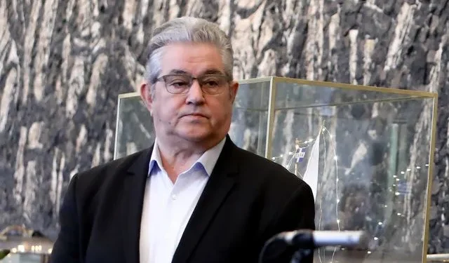 Συνέδριο ΚΚΕ: Ο Δημήτρης Κουτσούμπας επανεξελέγη ομόφωνα Γενικός Γραμματέας