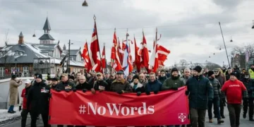 Δανία: Σιωπηλή πορεία διαμαρτυρίας στην Κοπεγχάγη από 10.000 Δανούς βετεράνους για τις προσβλητικές δηλώσεις του Τραμπ σχετικά με τη συμμετοχή των στρατιωτών του ΝΑΤΟ στο Αφγανιστάν