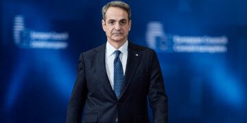 Εβδομαδιαία ανάρτηση Μητσοτάκη: "Η σκέψη μας στις οικογένειες που πενθούν και στους ανθρώπους δεν γύρισαν σπίτια τους"