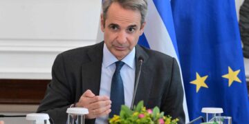 Εξετάζεται η πιθανή ένταξη των υγειονομικών στα βαρέα και ανθυγιεινά