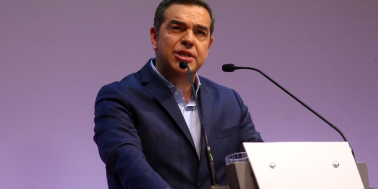 Αλέξης Τσίπρας για τη Χίο: "Καμιά συγκάλυψη"