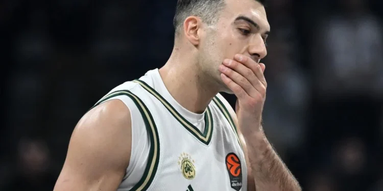 Euroleague: Η Παρτίζαν νίκησε εύκολα τον άχρωμο Παναθηναϊκό με 78-62 στο Βελιγράδι