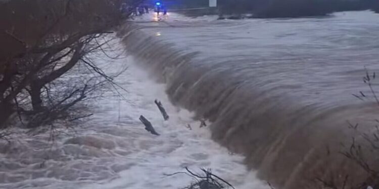 Κομοτηνή: Νεκρός 55χρονος οδηγός που παρασύρθηκε από χείμαρρο στην περιοχή Ήφαιστος