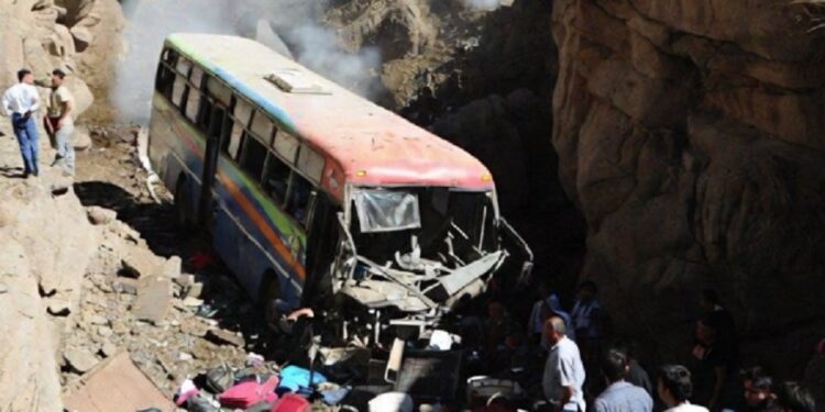 Πολύνεκρο τροχαίο στη Βολιβία: Λεωφορείο έπεσε σε γκρεμό 150 μέτρων – Τουλάχιστον 14 νεκροί