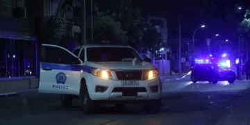 Άγρια συμπλοκή νεαρών στη Λάρισα – Ένας τραυματίας από μαχαίρι