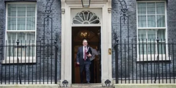 Παραιτήθηκε ο επικεφαλής του επιτελείου του Κιρ Στάρμερ, Μόργκαν ΜακΣουίνι, μετά τις αποκαλύψεις για τον Μάντελσον και τον Έπσταϊν