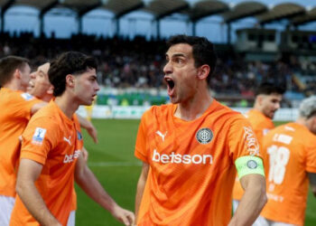 Λεβαδειακός – ΟΦΗ 0-1: Ηρωικοί οι κρητικοί πέρασαν στον τελικό κυπέλλου με δέκα παίκτες