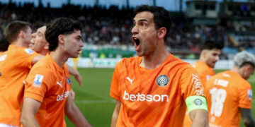 Λεβαδειακός – ΟΦΗ 0-1: Ηρωικοί οι κρητικοί πέρασαν στον τελικό κυπέλλου με δέκα παίκτες