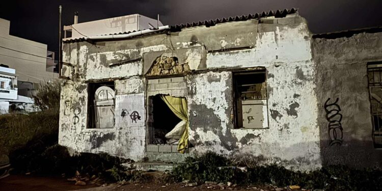 Άγριο έγκλημα στο Ηράκλειο: Εντοπίστηκε νεκρός 40χρονος άνδρας