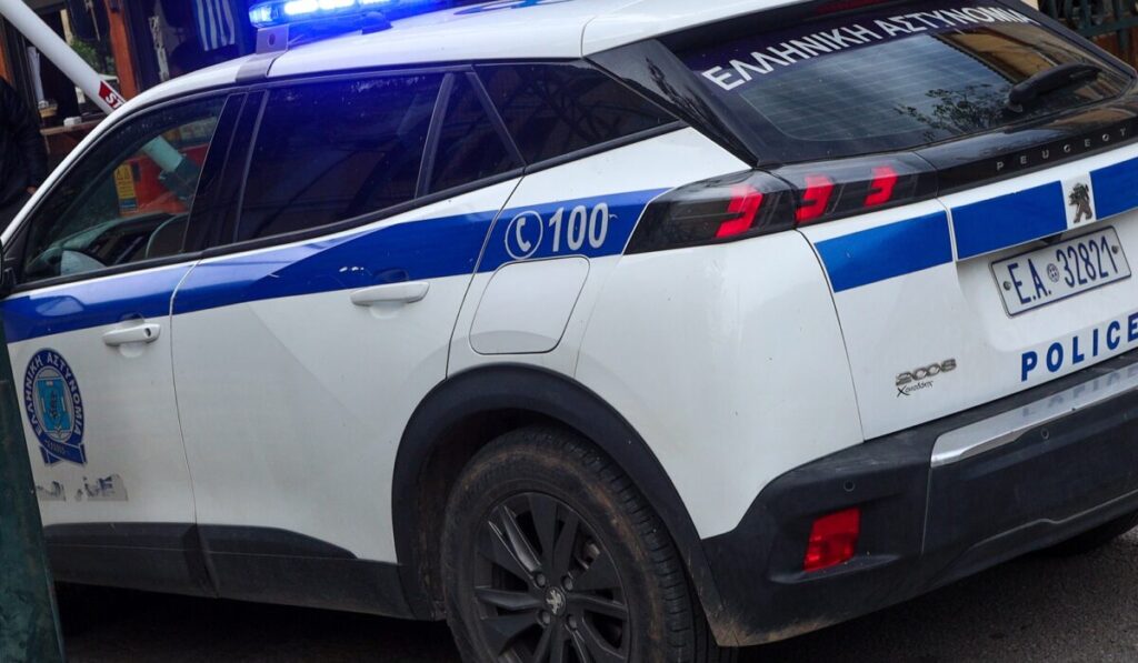 Απίστευτο επεισόδιο στην Κομοτηνή: 43χρονη Ρομά έριξε υδροχλωρικό οξύ σε 25χρονη υπάλληλο καταστήματος