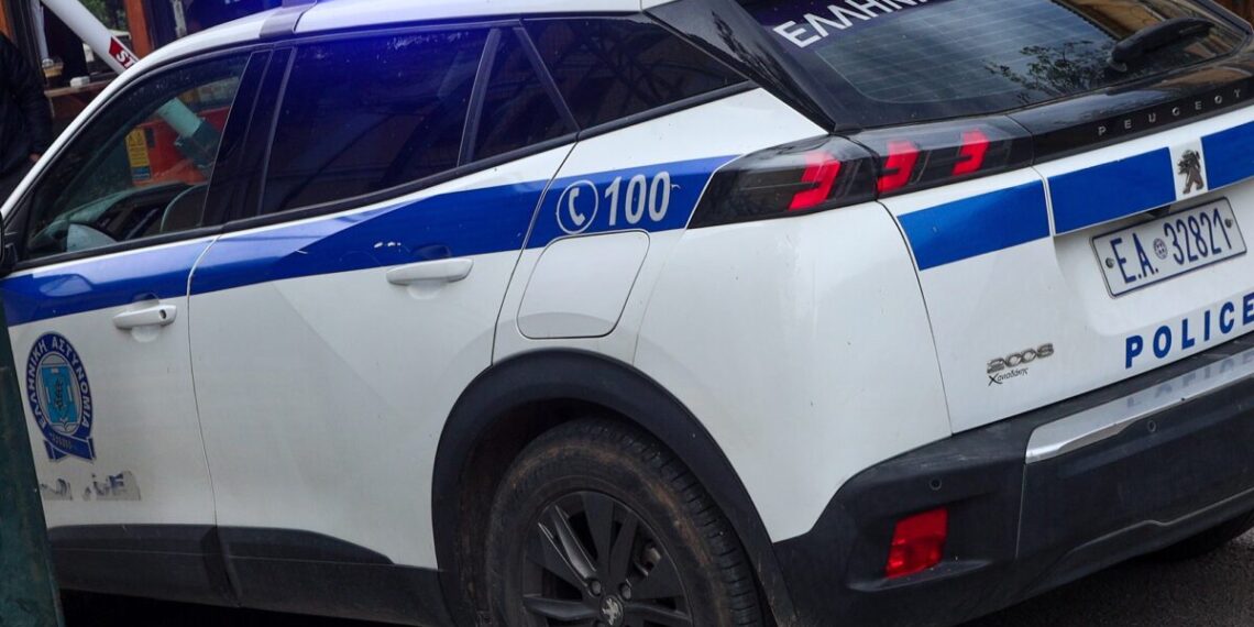 Απίστευτο επεισόδιο στην Κομοτηνή: 43χρονη Ρομά έριξε υδροχλωρικό οξύ σε 25χρονη υπάλληλο καταστήματος