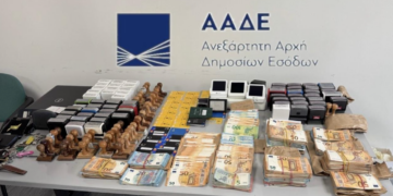 Η ΑΑΔΕ εντόπισε κύκλωμα πάνω από 200 αχυρανθρώπων με 380 επιχειρήσεις και χρέη 43 εκατ. ευρώ