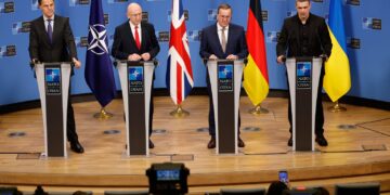 Χώρες του ΝΑΤΟ, σύμμαχοι της Ουγγαρίας, υπόσχονται στρατιωτική βοήθεια 35 δισεκατομμυρίων