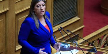 Η Ζωή Κωνσταντοπούλου δημοσίευσε μήνυμα στον Χρυσοχοΐδη – «Αστυνομικός ενημέρωσε τον Γεωργιάδη για τη μήνυση - ομολογία για τη λειτουργία παρακράτους»