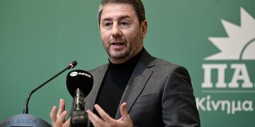 Ανδρουλάκης προς Γερουλάνο και Δούκα: "Οι εσωκομματικές εκλογές τελείωσαν, θα σέβεστε τα όργανα"