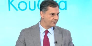 Συνέντευξη Χ. Θεοχάρη στο ΕΡΤnews: "Υπήρχε ολόκληρο σχέδιο για να πάμε στη δραχμή"