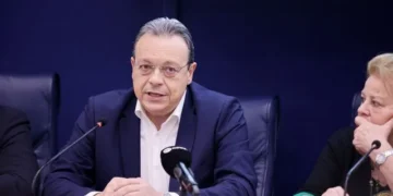 Σ. Φάμελλος από τη Μυτιλήνη: "Δεν αποτελεί λύση καμία κομματική περιχαράκωση"