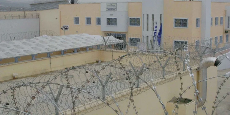 Φυλακές Δομοκού: Βούλγαρος βαρυποινίτης σκότωσε Έλληνα ισοβίτη που επιχείρησε να σκοτώσει τον αρχιφύλακα