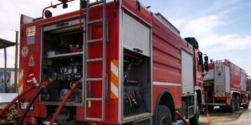 Πυρκαγιά σήμερα τα ξημερώματα σε διαμέρισμα στη Θεσσαλονίκη, στην οδό Βασιλίσσης Όλγας – Στο νοσοκομείο προληπτικά δύο άτομα