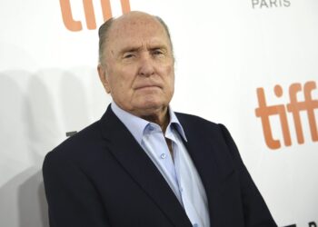 Πέθανε ο θρυλικός ηθοποιός Ρόμπερτ Ντιβάλ