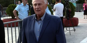 Η εισαγγελέας ζήτησε να κηρυχθεί ένοχος ο Παναγιώτης Ψωμιάδης για απιστία, ηθική αυτουργία στην απιστία και ψευδή βεβαίωση, σε βαθμό κακουργήματος για τα «45άρια»,