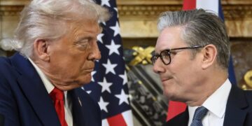 Ο Στάρμερ αρνήθηκε να παραχωρήσει στις ΗΠΑ βρετανικές βάσεις στον Ινδικό Ωκεανό για επίθεση στο Ιράν -Η αντίδραση Τραμπ